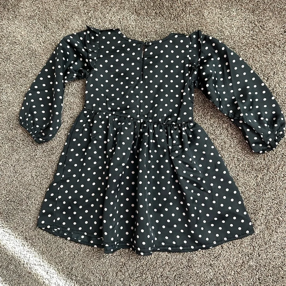 NWT GAP Satin Smocked Polka Dot Fit & Flare Ruffle Shoulder Dress 3T